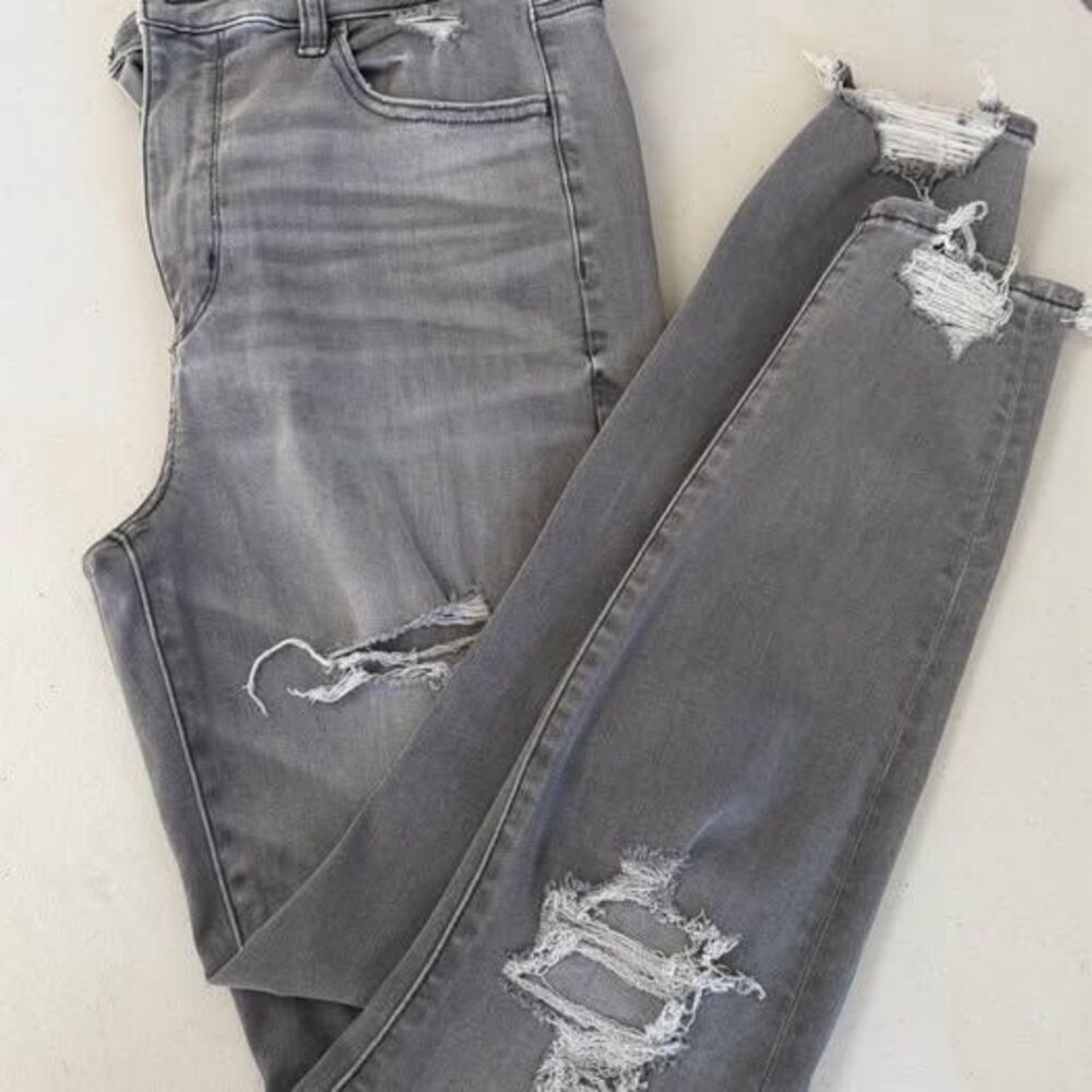 American Eagle Next Level Stretch Distressed Gray Skinny Jeans Size 12